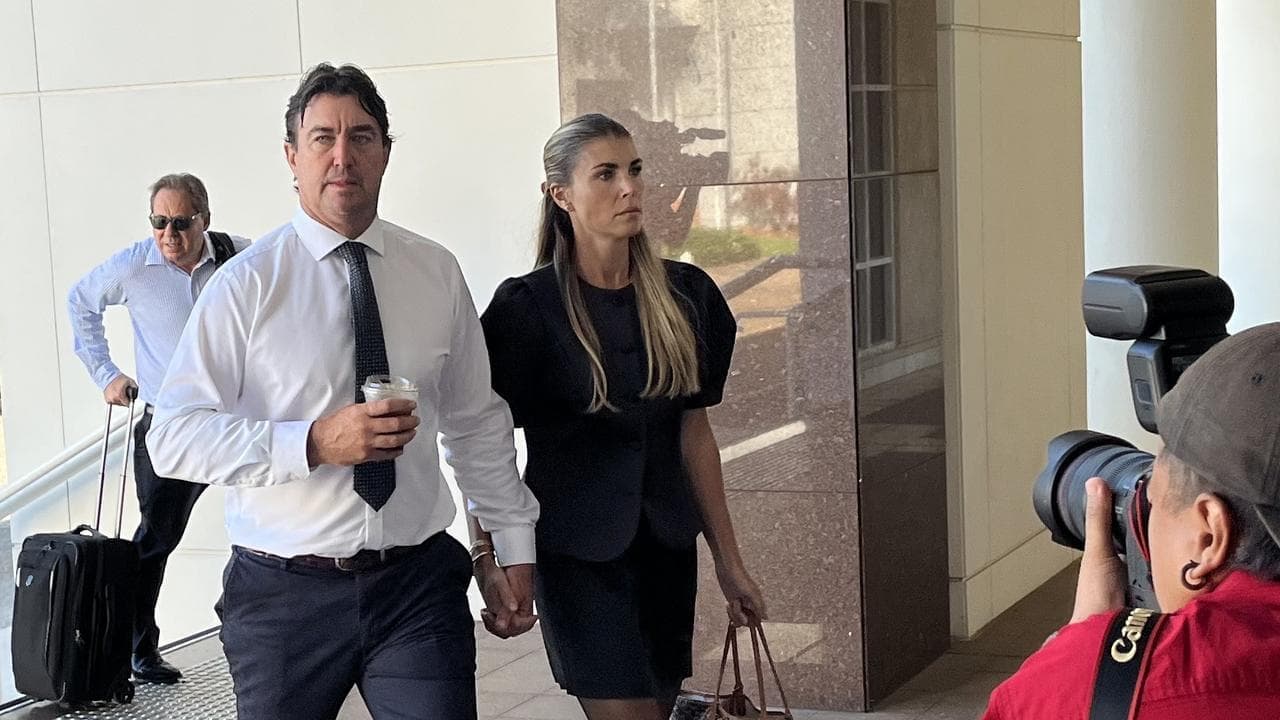 Matt Wright blew up at pilots who went to the pub