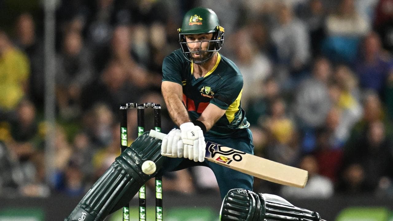 Maxwell the hero as Aussies win with one ball to spare