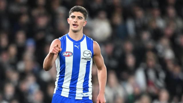 Sheezel equals possession record in Kangaroos rout