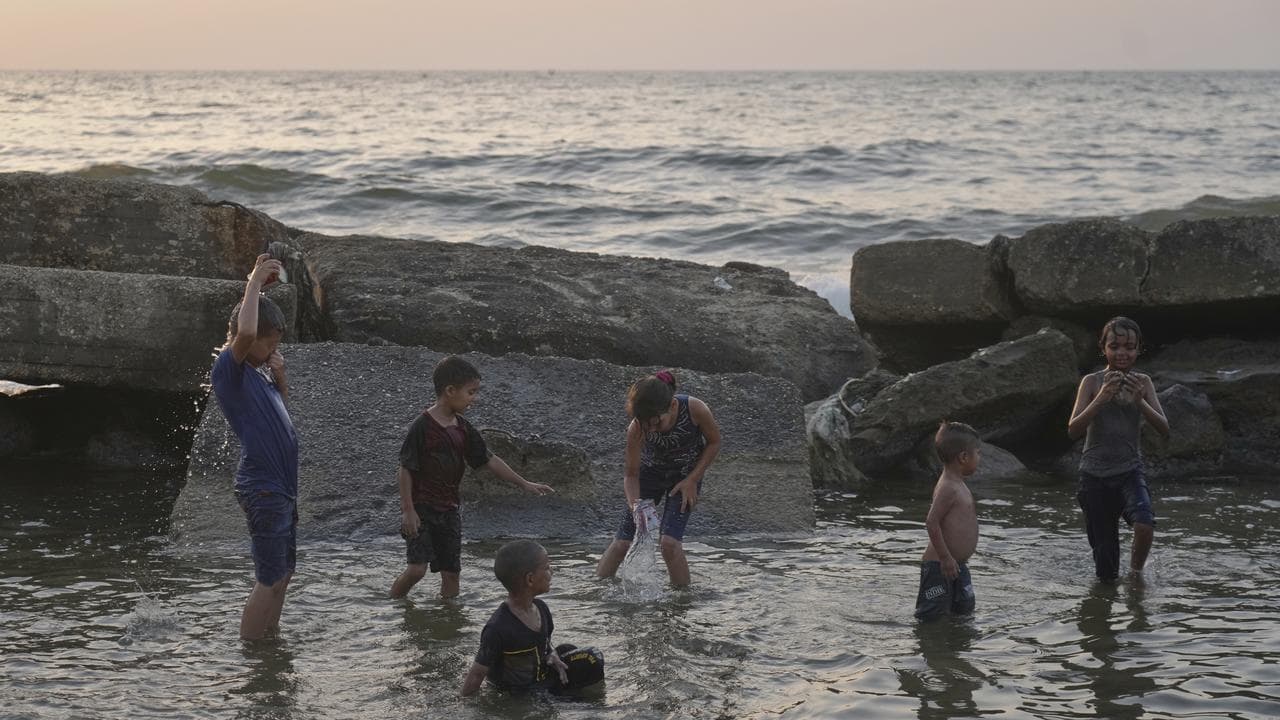 Hamas accepts proposed deal for ceasefire with Israel