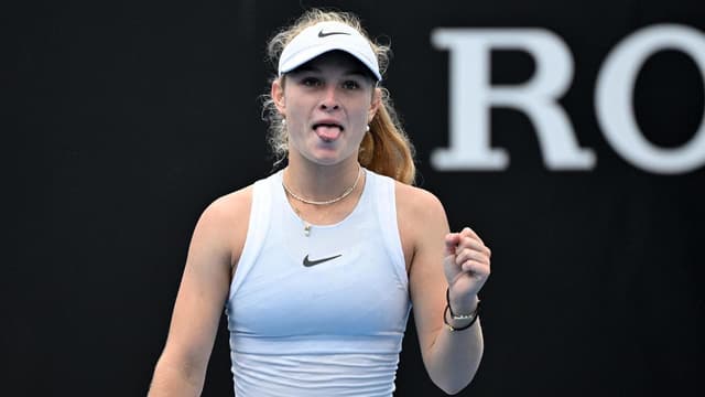 Tomic hoping to keep up with Jones in Open qualifying