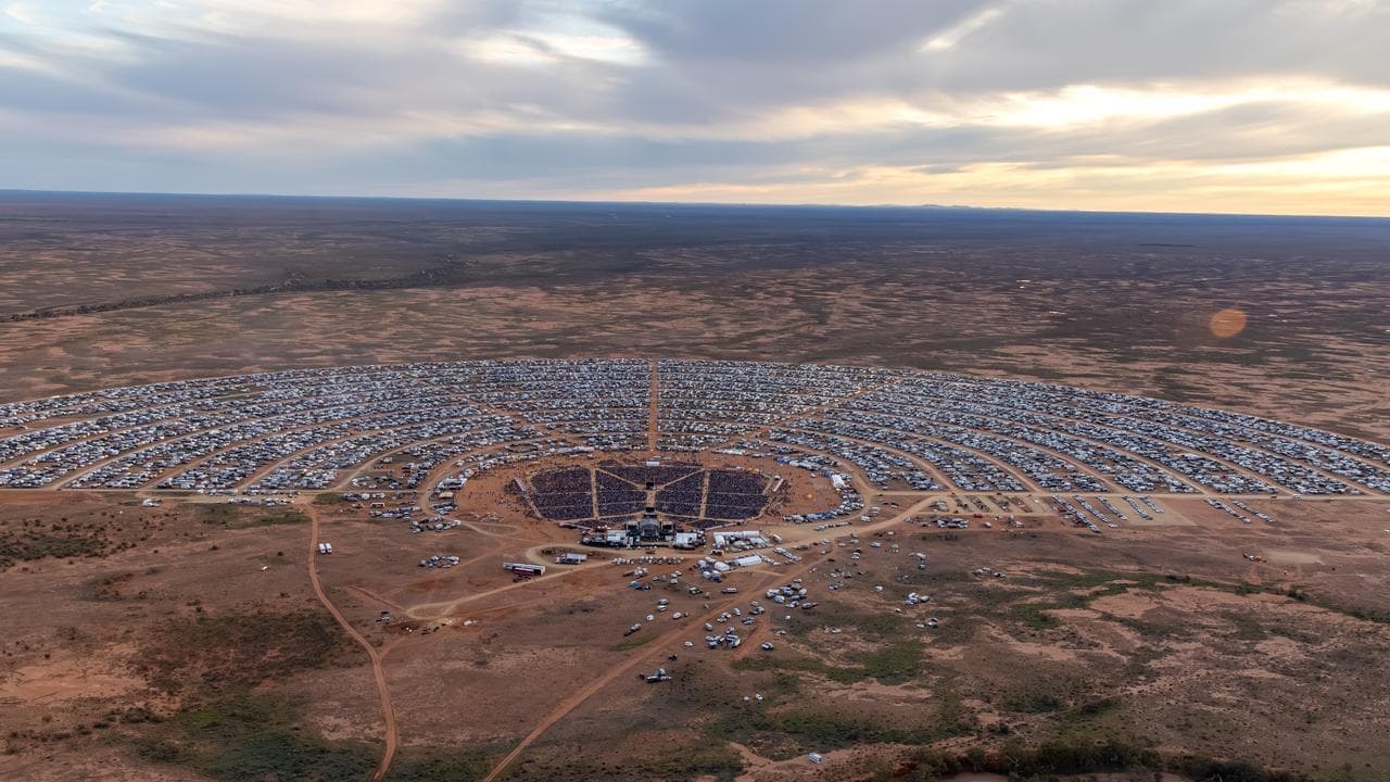 Sound no barrier for bands and fans at outback festival