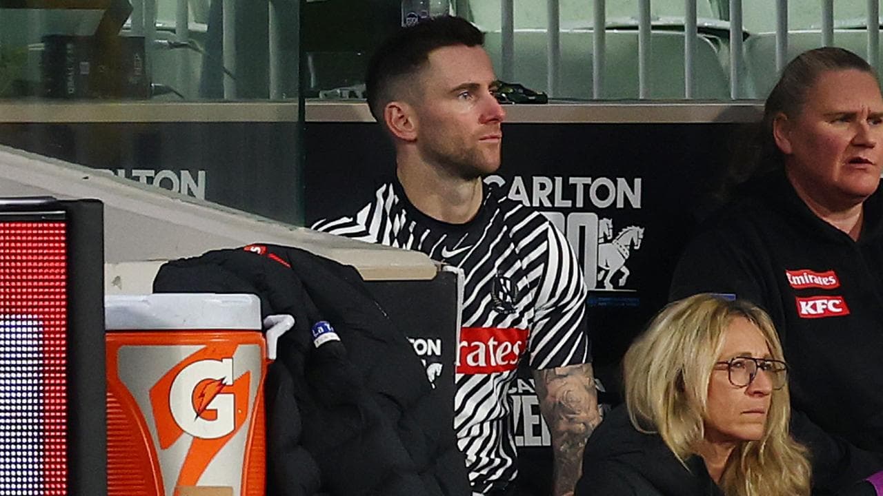 Howe injury fears as Magpies reignite AFL flag hopes