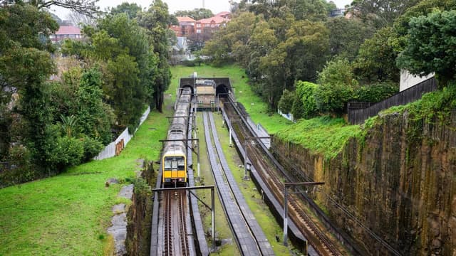 Back-to-future home plan dubbed 'free gift to the rich'