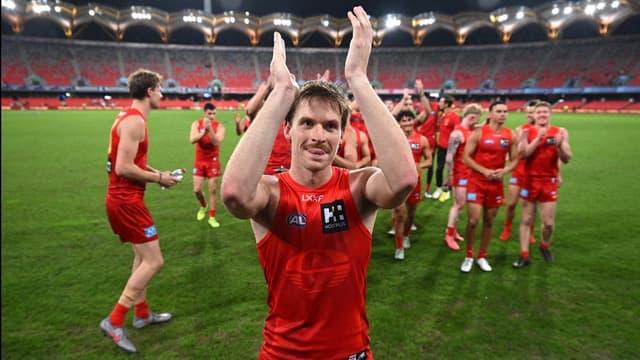 Suns thrash Bombers to lock in historic finals berth