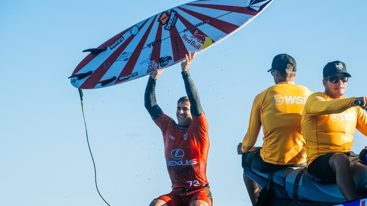 Australian surfer loves his Zen as world titles loom