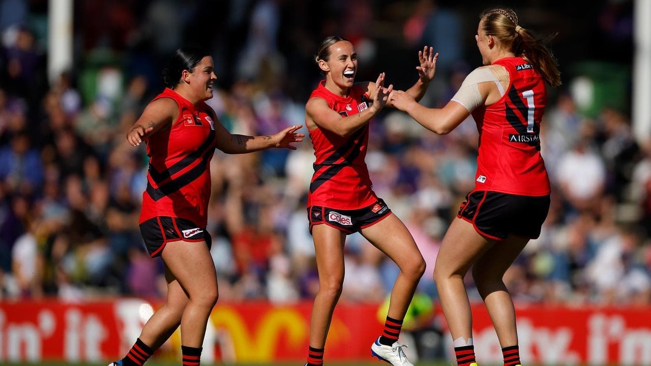 Essendon stay undefeated in AFLW, Tigers rue inaccuracy