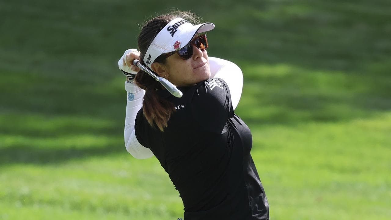 Green overcomes Boston wet to move into contention