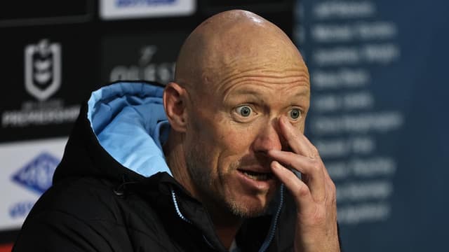 Sharks urged to keep focus as top-four battle heats up