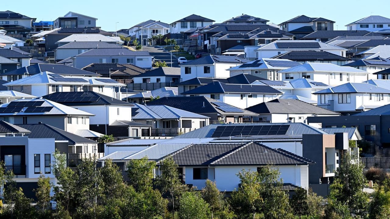 Home prices continue rising amid supply-demand mismatch