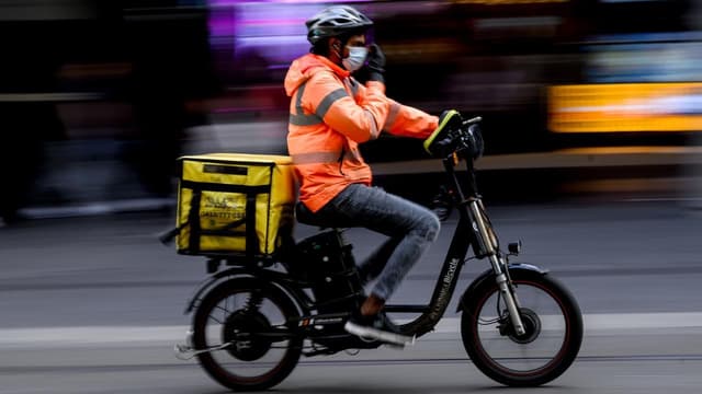 Vicious cycles: national push to slow electric bikes