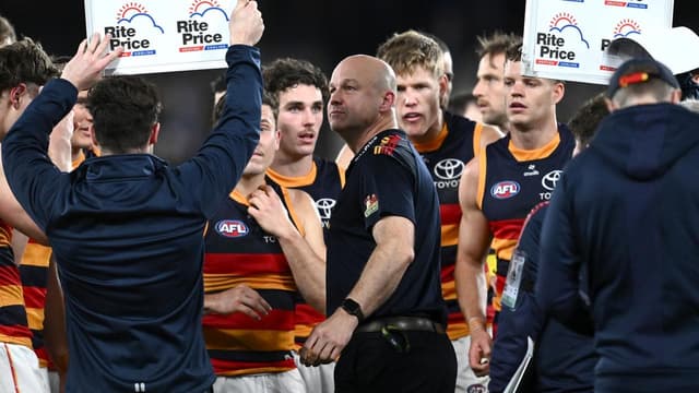 Cagey Adelaide coach keeps Collingwood guessing