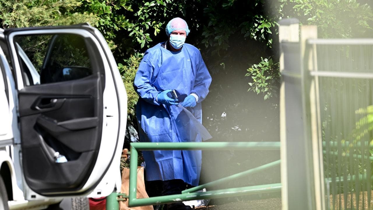 Uber driver repeatedly stabbed fought back, court told