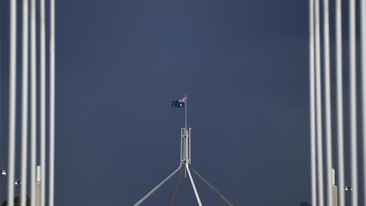 Voluntary lobbying register launched by fed-up senator