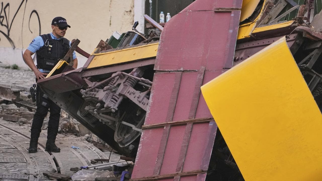 Death toll in Portugal streetcar crash rises to 17