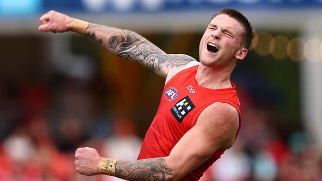 Young Sun playing through pain as expectation shifts