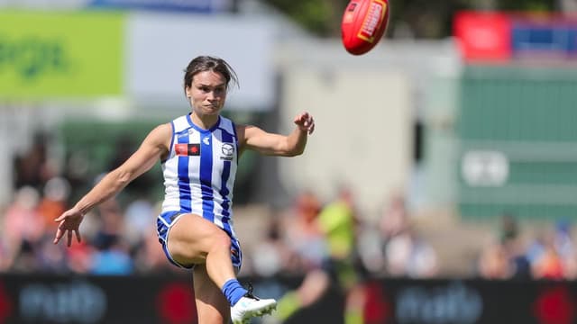 Sweet 16 as North Melbourne thump Pies in AFLW romp
