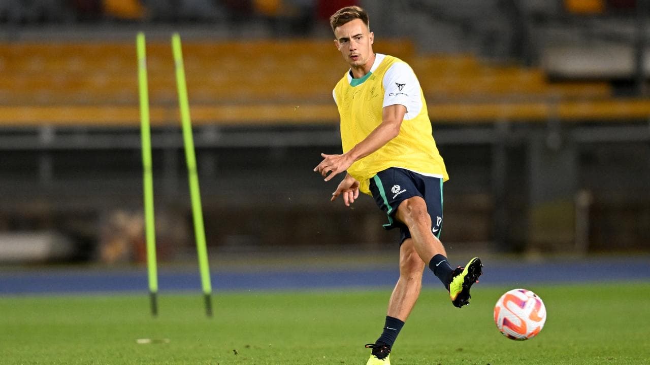 Victory snap up Socceroo for fresh shot at silverware