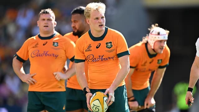 Wallabies playmaker gets concussion test green light
