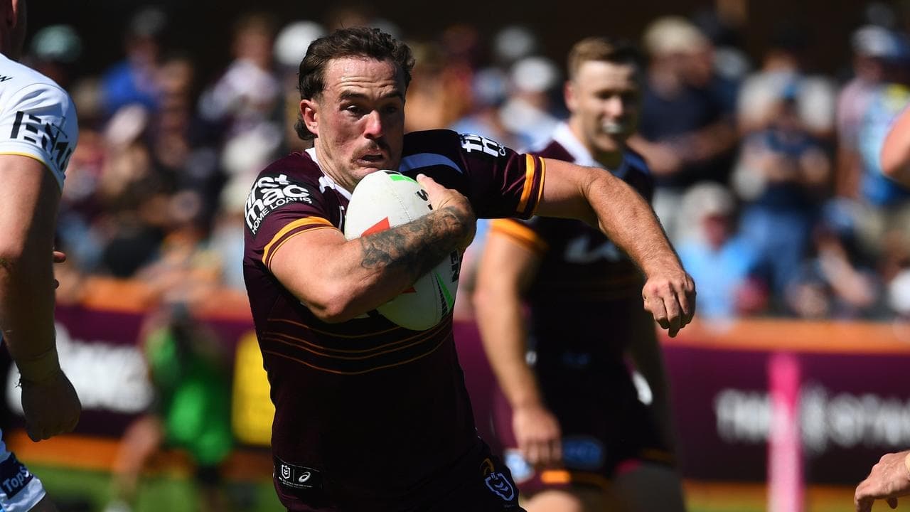 Broncos forward joins Manly on four-year deal