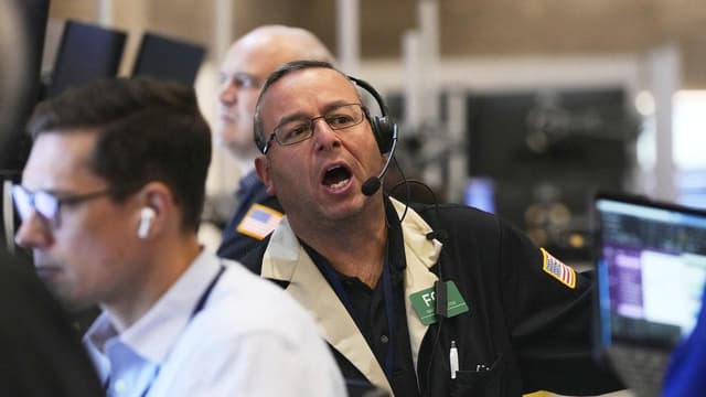 Wall Street gains amid investor bets on Fed rate cut