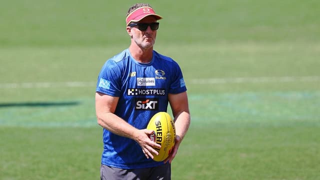Suns adopt road trip mentality for Gabba mission
