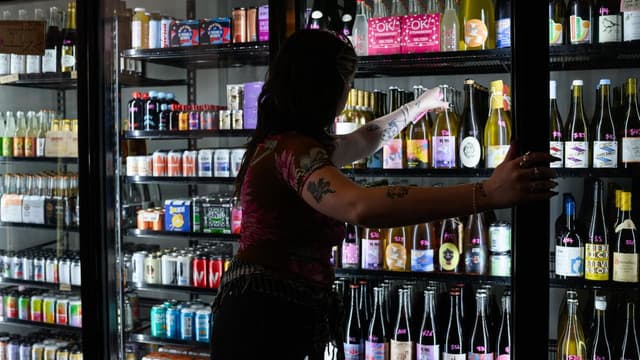 Retail robbers target liquor as cops aim to booze bust