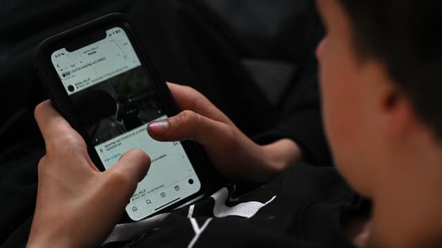 Kids to lose social media access but others will be OK