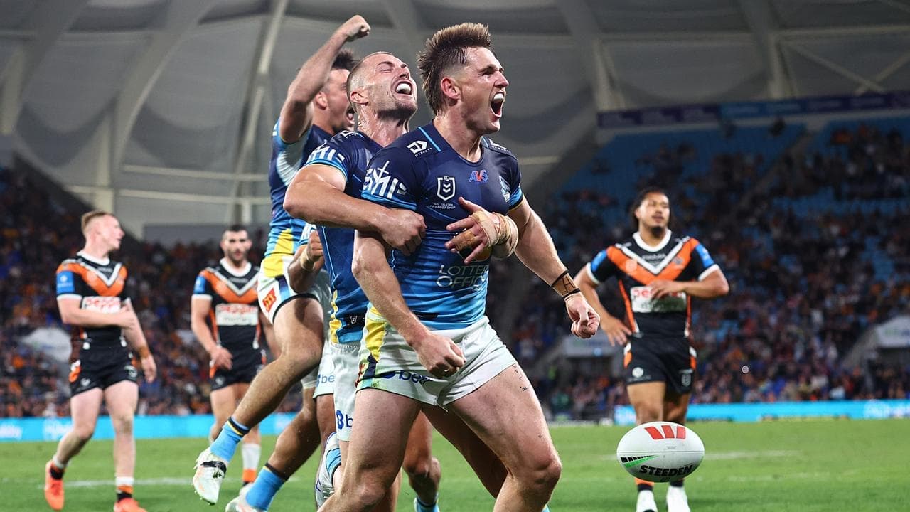 Brimson wins Titans gong, Hannay faces big call in 2026