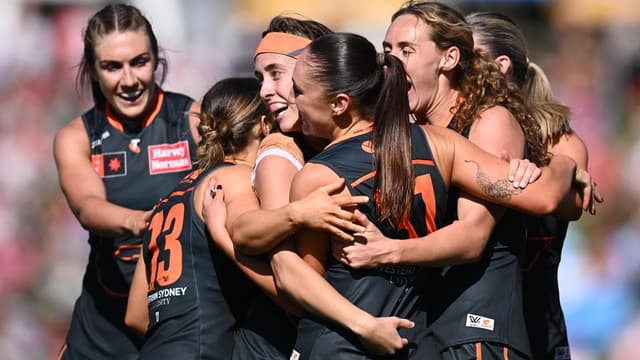 Gnarly Zarlie leads Giants to derby upset over Swans