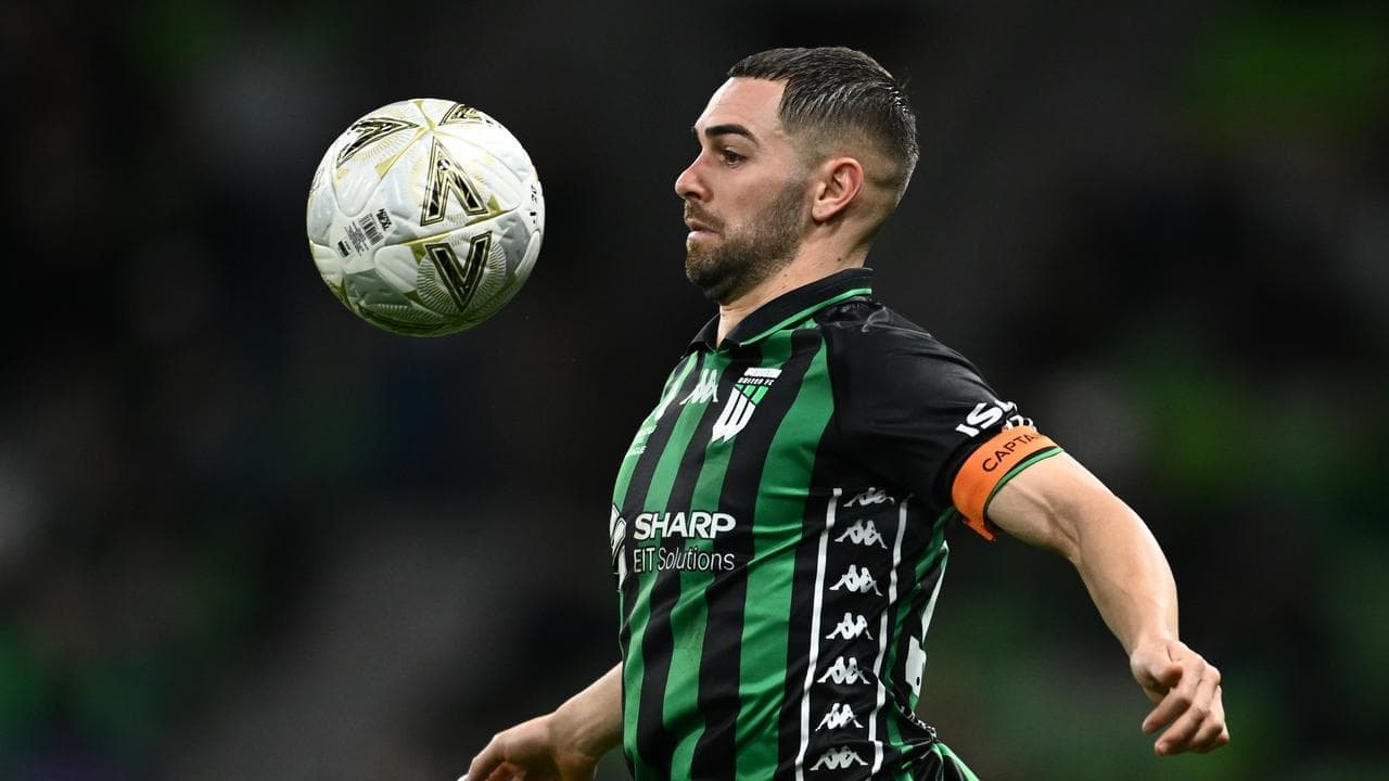 Sydney FC pounce on former Western United captain