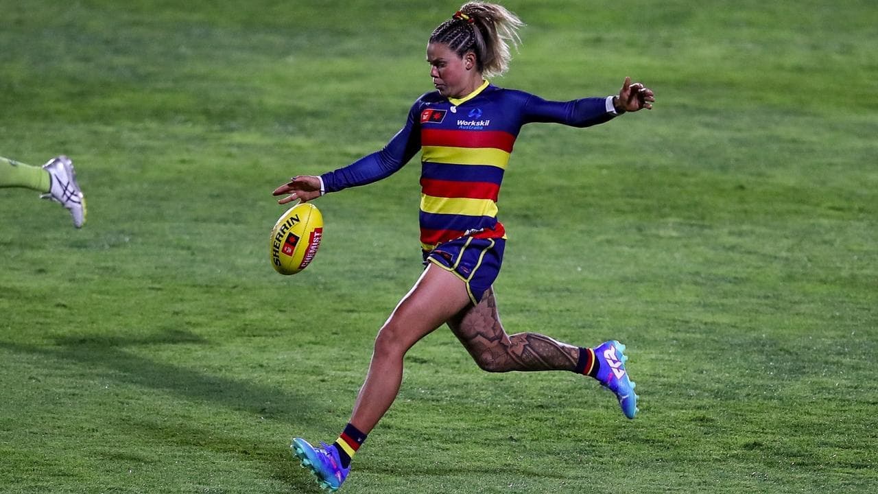 Crows pull off great escape with final-term blitz