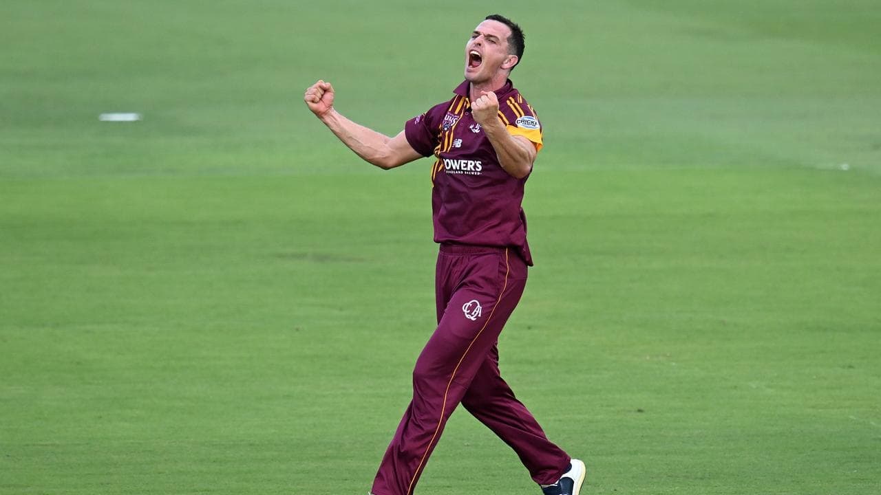 Young gun stars as Bulls win one-day clash for the ages