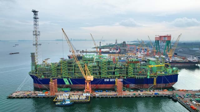 Santos floating factory gets first gas from Barossa