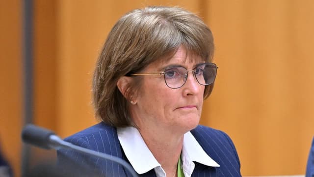 RBA boss takes swipe at queries on card surcharges