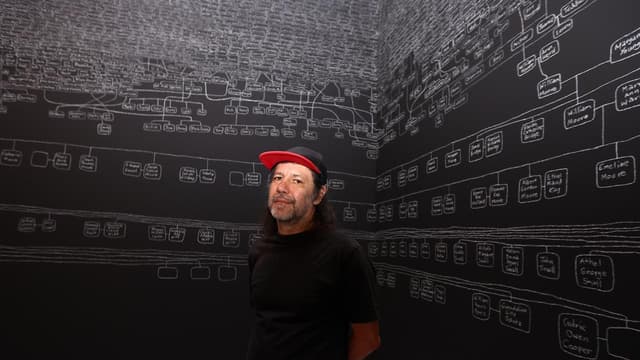 History-making artwork maps 2400 generations of family