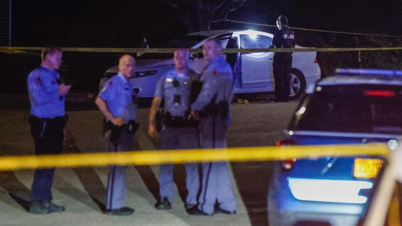 Three dead, eight hurt in North Carolina bar shooting