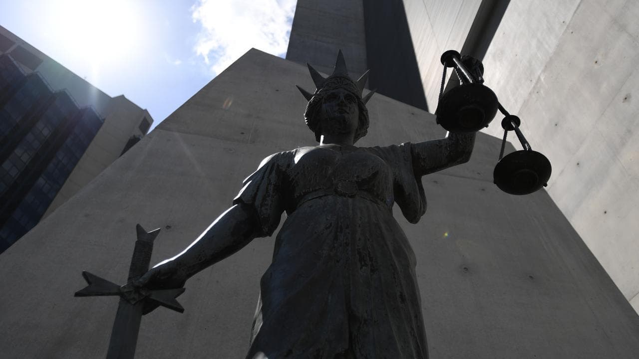 Man on life sentence for stabbing murder wins appeal