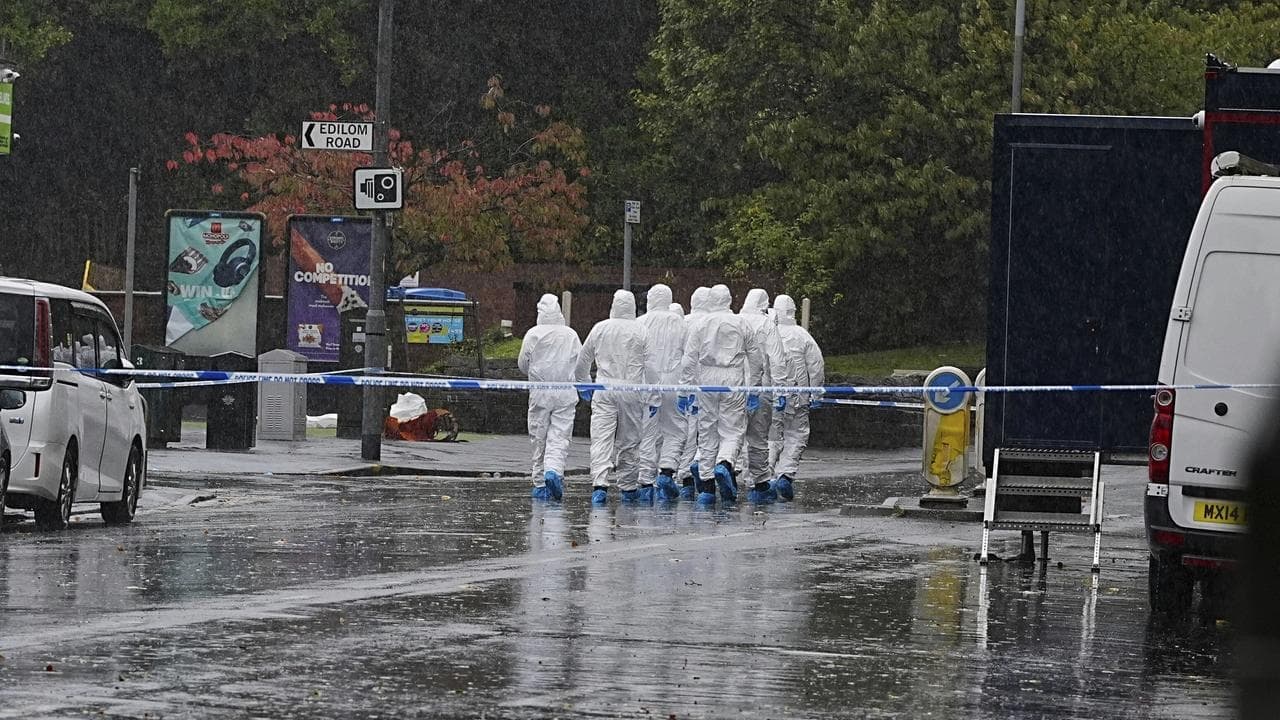 Police question six over Manchester synagogue attack