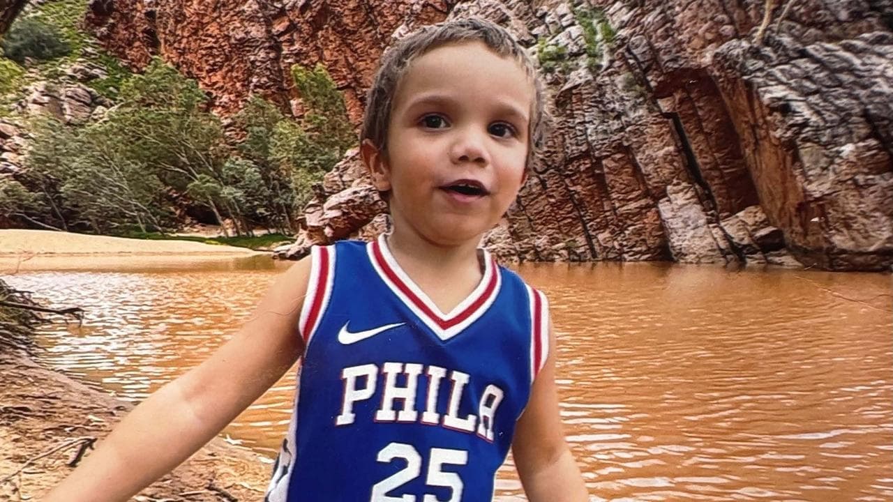 Social housing safety inquiry after boy's fire death