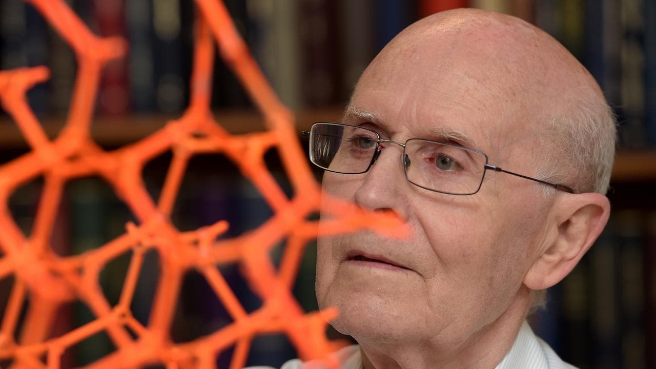 Melbourne professor among Nobel Prize chemistry winners