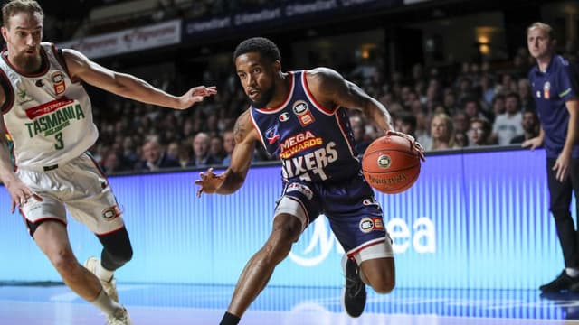 Cotton on song again as Sixers remain unbeaten in NBL
