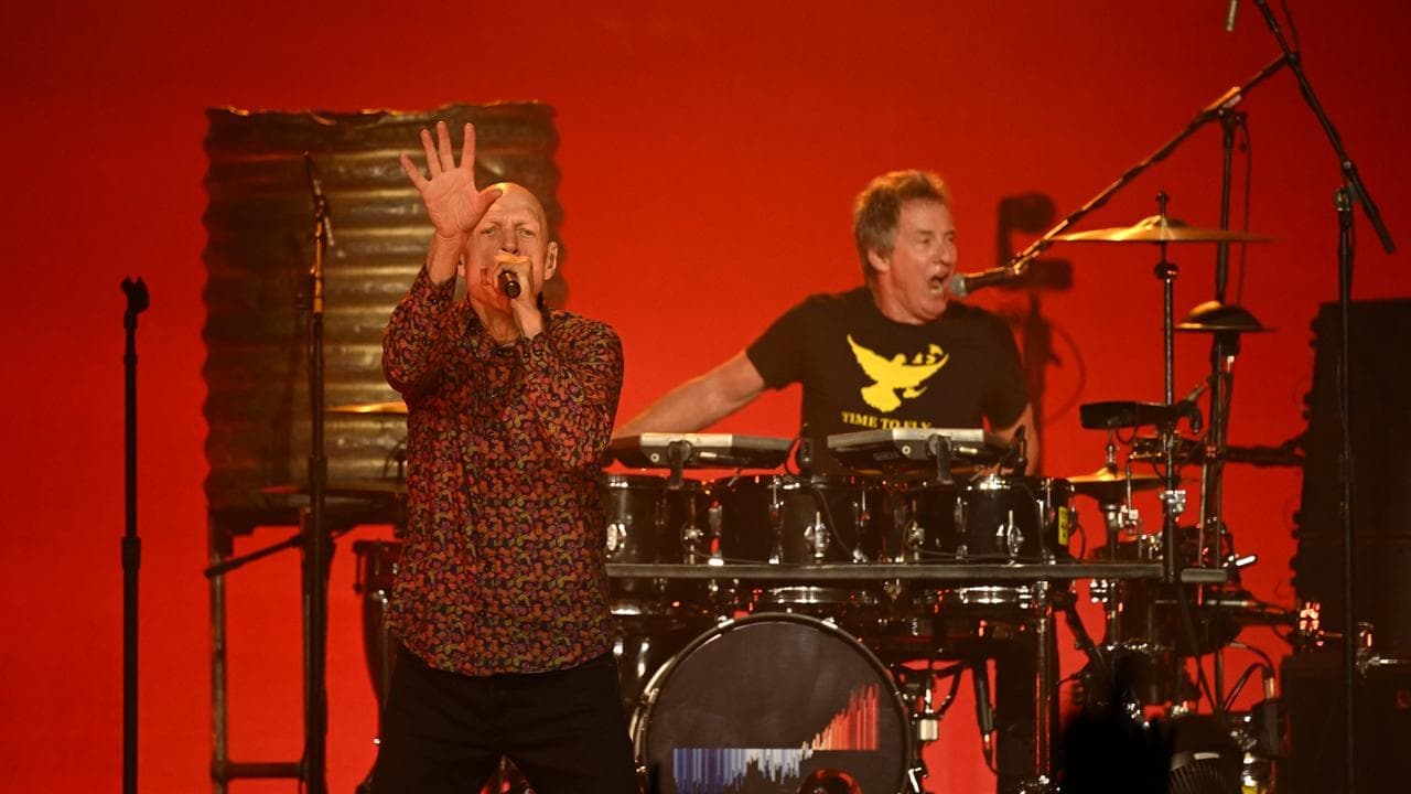 Midnight Oil fans rally to rescue drummer's 'war horse'