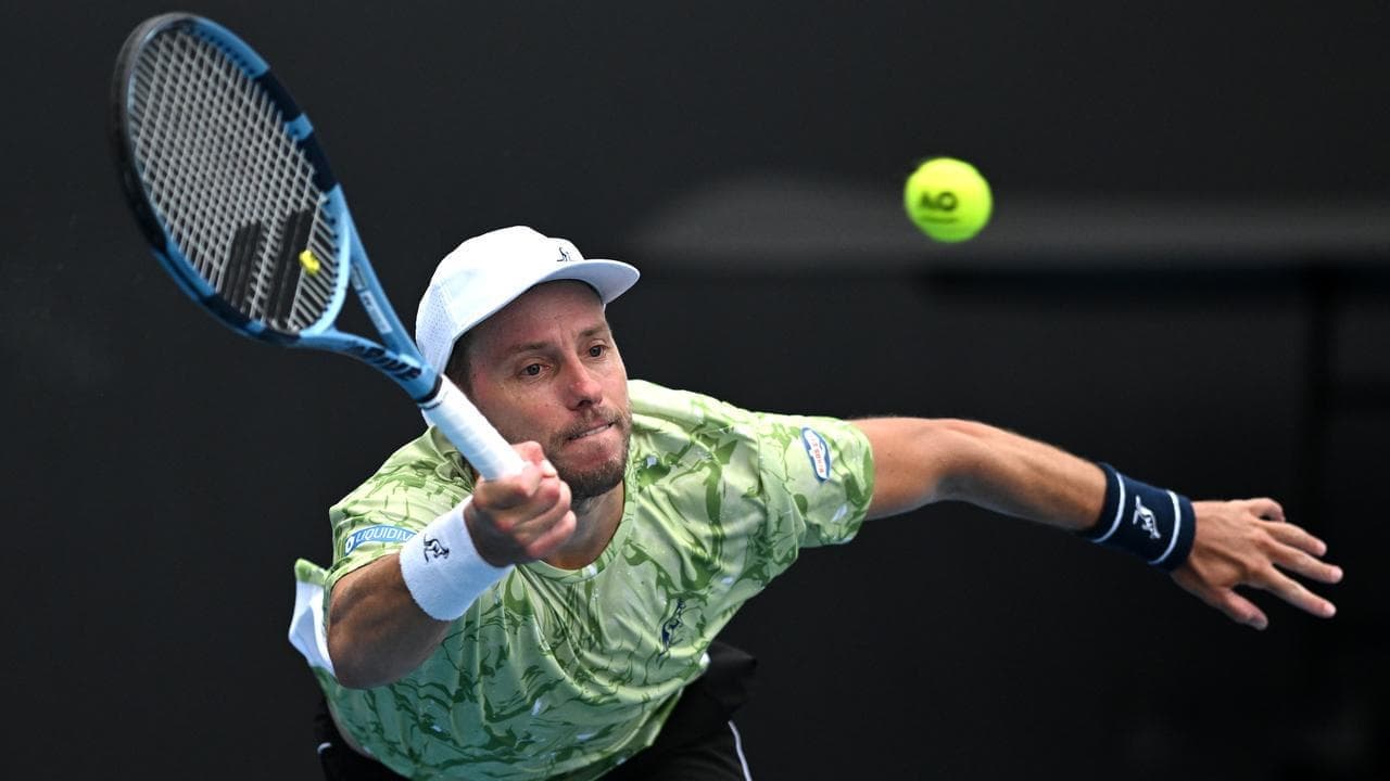 'Ducks' out to break ATP title duck in home from home