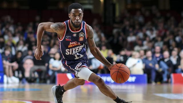 Cotton breaks all-time 36ers record with 53-point haul