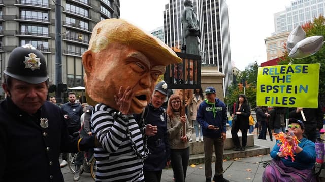 Anti-Trump 'No Kings' protests bring street party vibe