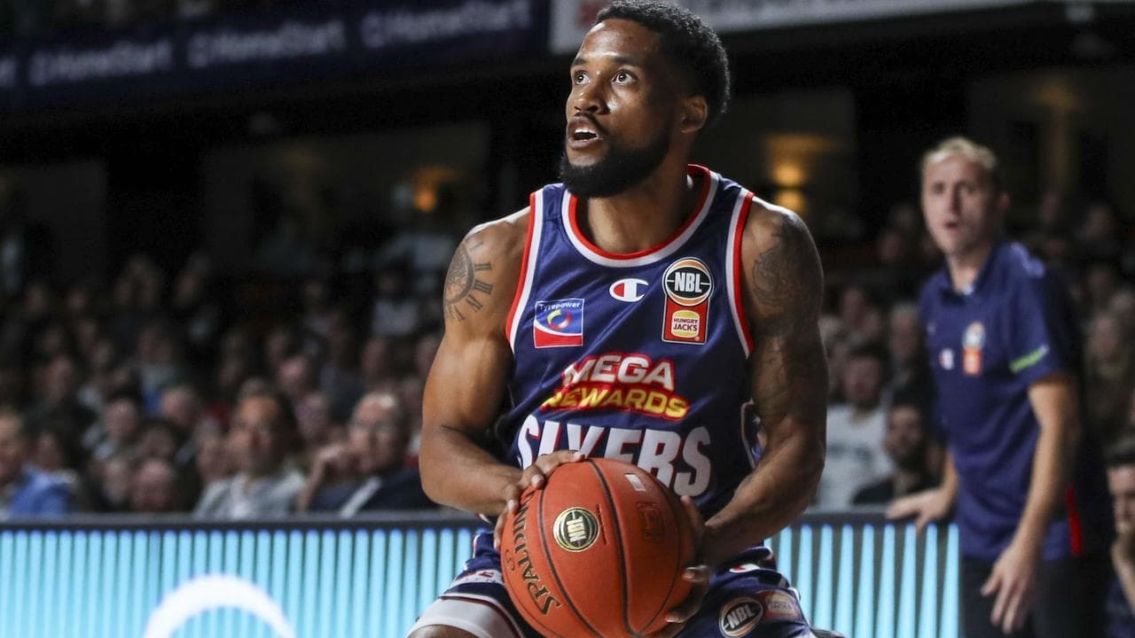 Coach Wells likens record-breaker Cotton to NBA greats