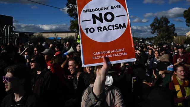 Minister 'concerned' at setting migration targets