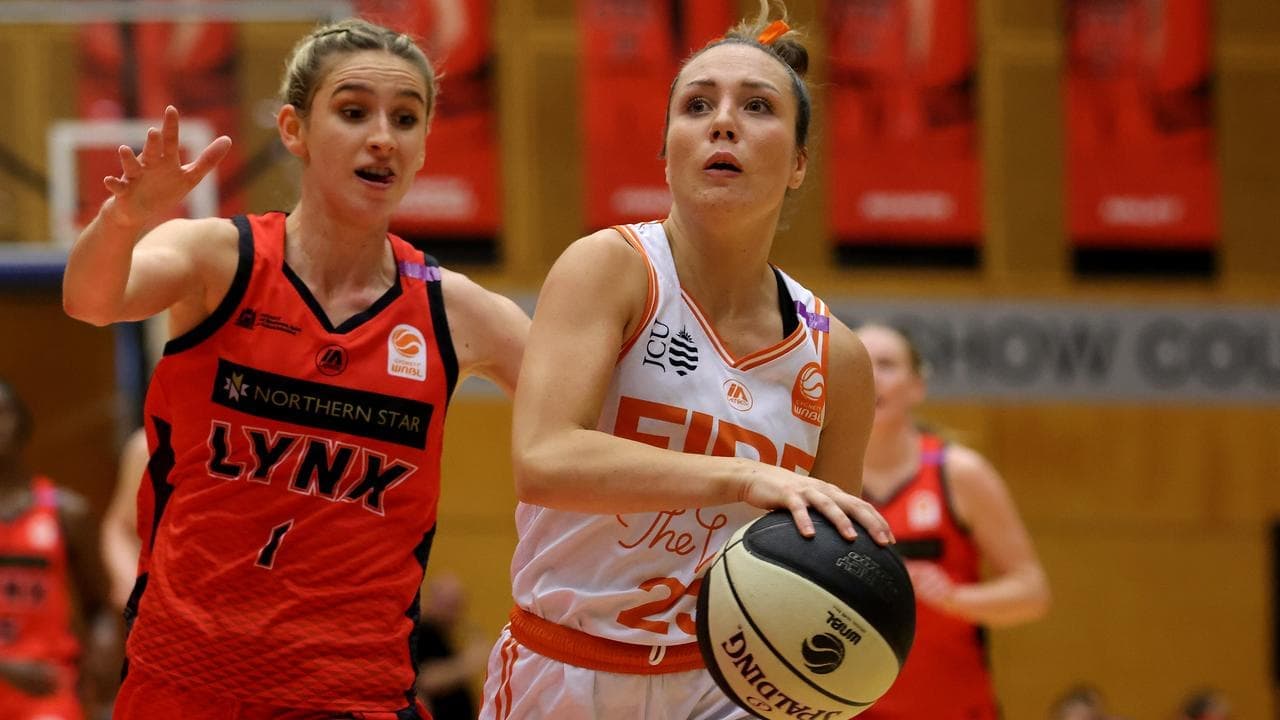 Ellis shines as Fire see off Spirit in thriller