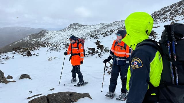 Search for hiker reviewed in challenging, cold weather